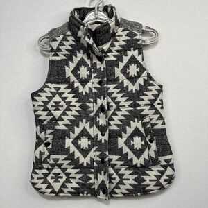 Skies Are Blue‎ Women's Small Black & White Aztec Vest
